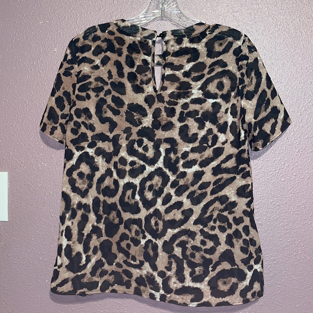 Leopard Top - Picture 2 of 3